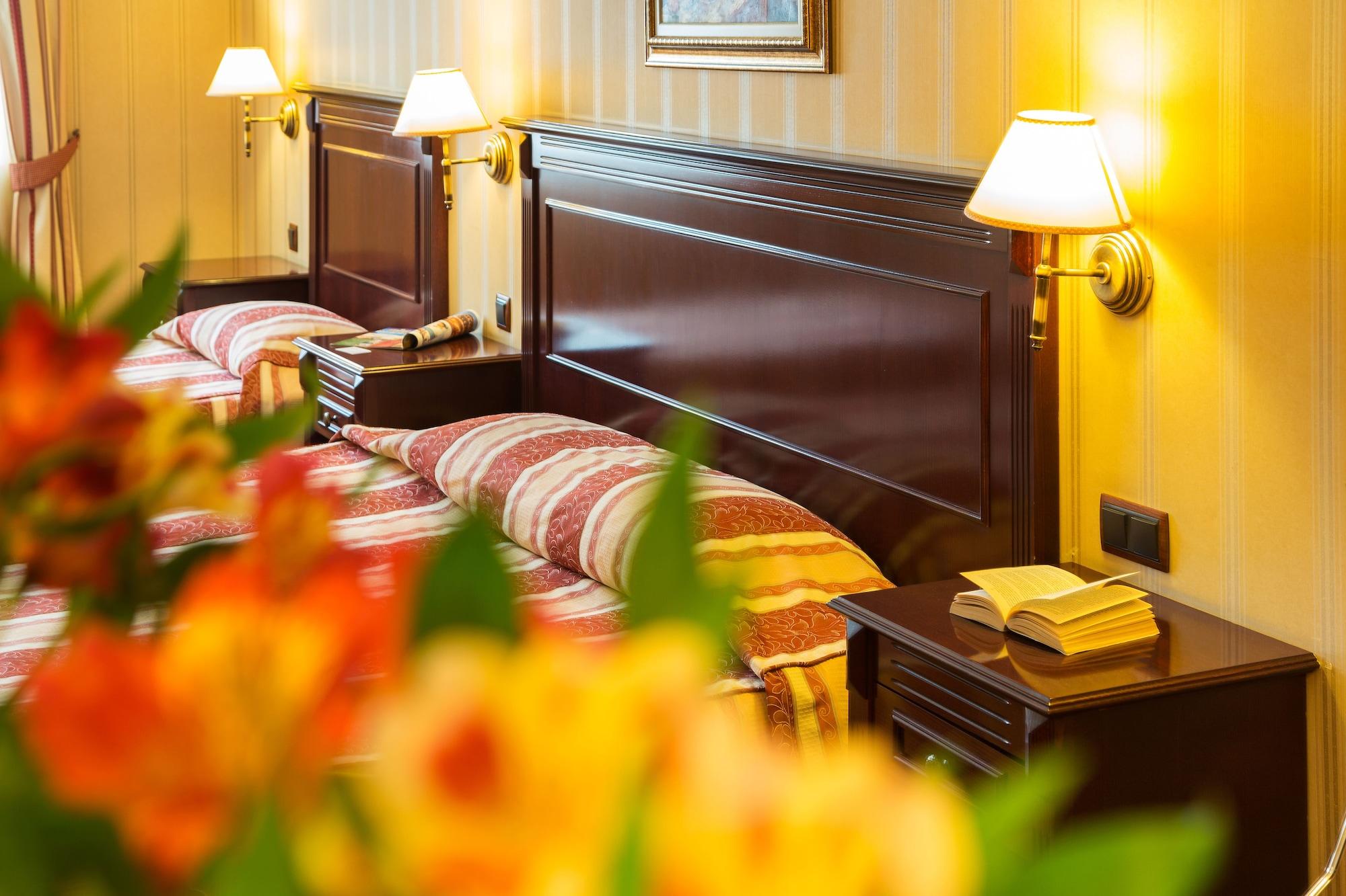Boutique Splendid Hotel Varna Exterior photo