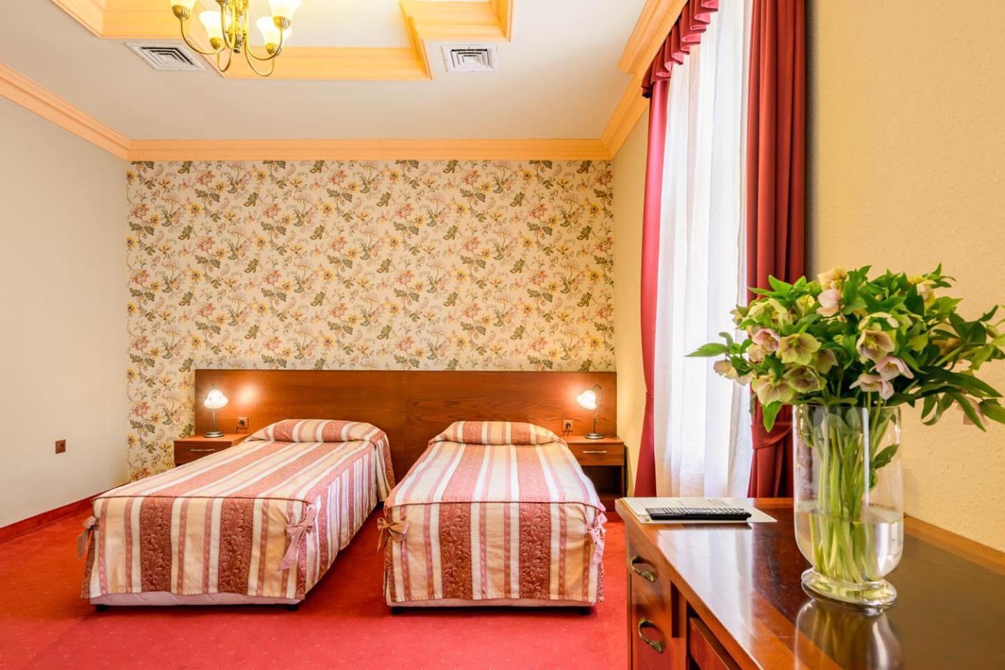 Boutique Splendid Hotel Varna Exterior photo